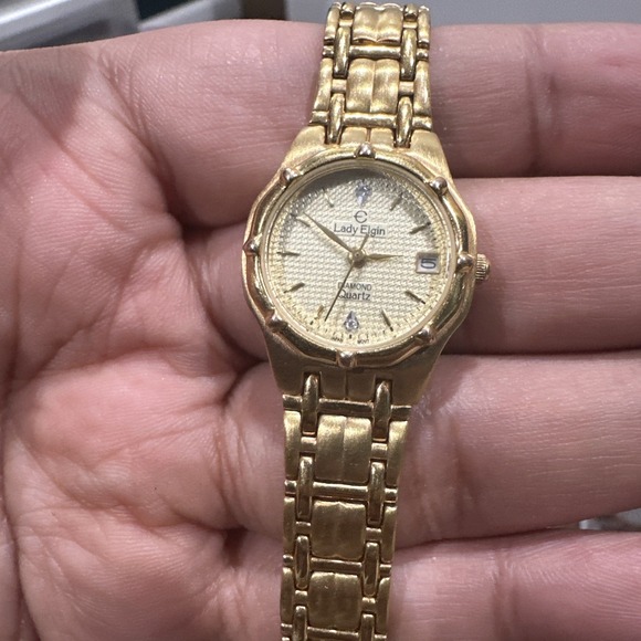 Working Lady Elgin Ladies Watch 23mm Easy Read Steel Gold Tone‎ Rare Fits 6 inch - Picture 1 of 12
